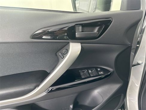 New 2025 Mitsubishi Eclipse Cross LE image 17