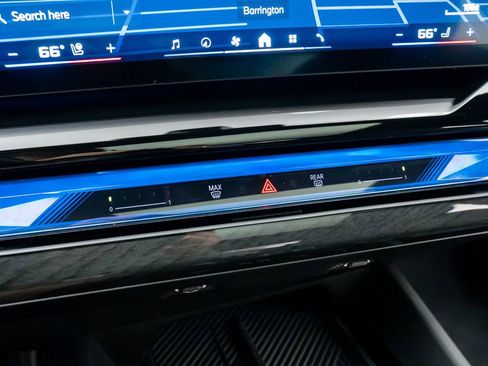 Used 2024 BMW i5 M60 w/ Executive Package image 28