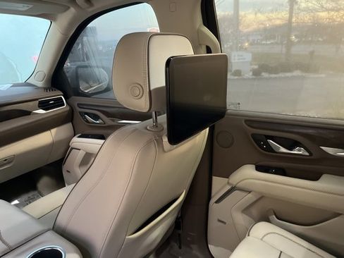 Used 2021 GMC Yukon Denali image 16