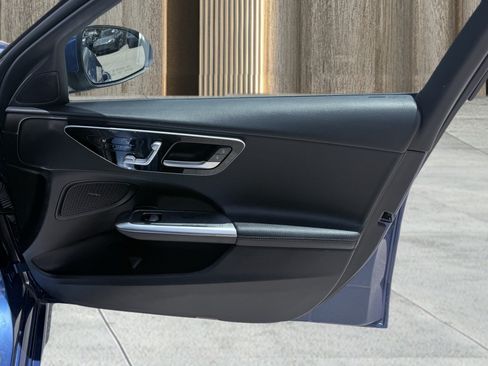 Used 2022 Mercedes-Benz C 300 Sedan w/ Exclusive Trim Package image 37