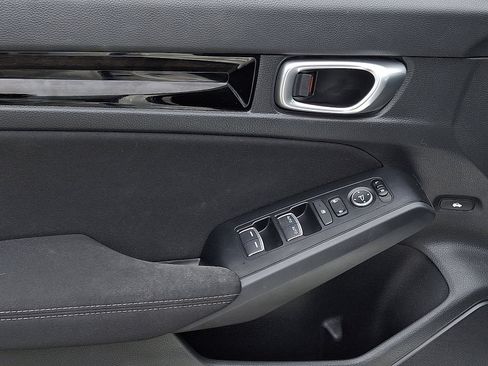 Used 2023 Honda Civic EX image 15