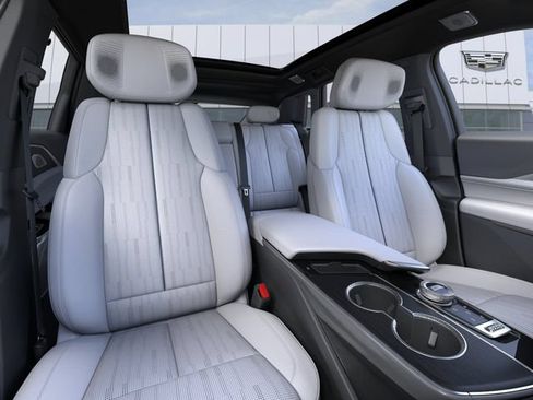 New 2026 Cadillac Lyriq Premium Luxury AWD/4WD image 16