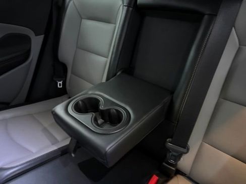 Used 2020 GMC Terrain SLT w/ Preferred Package image 21