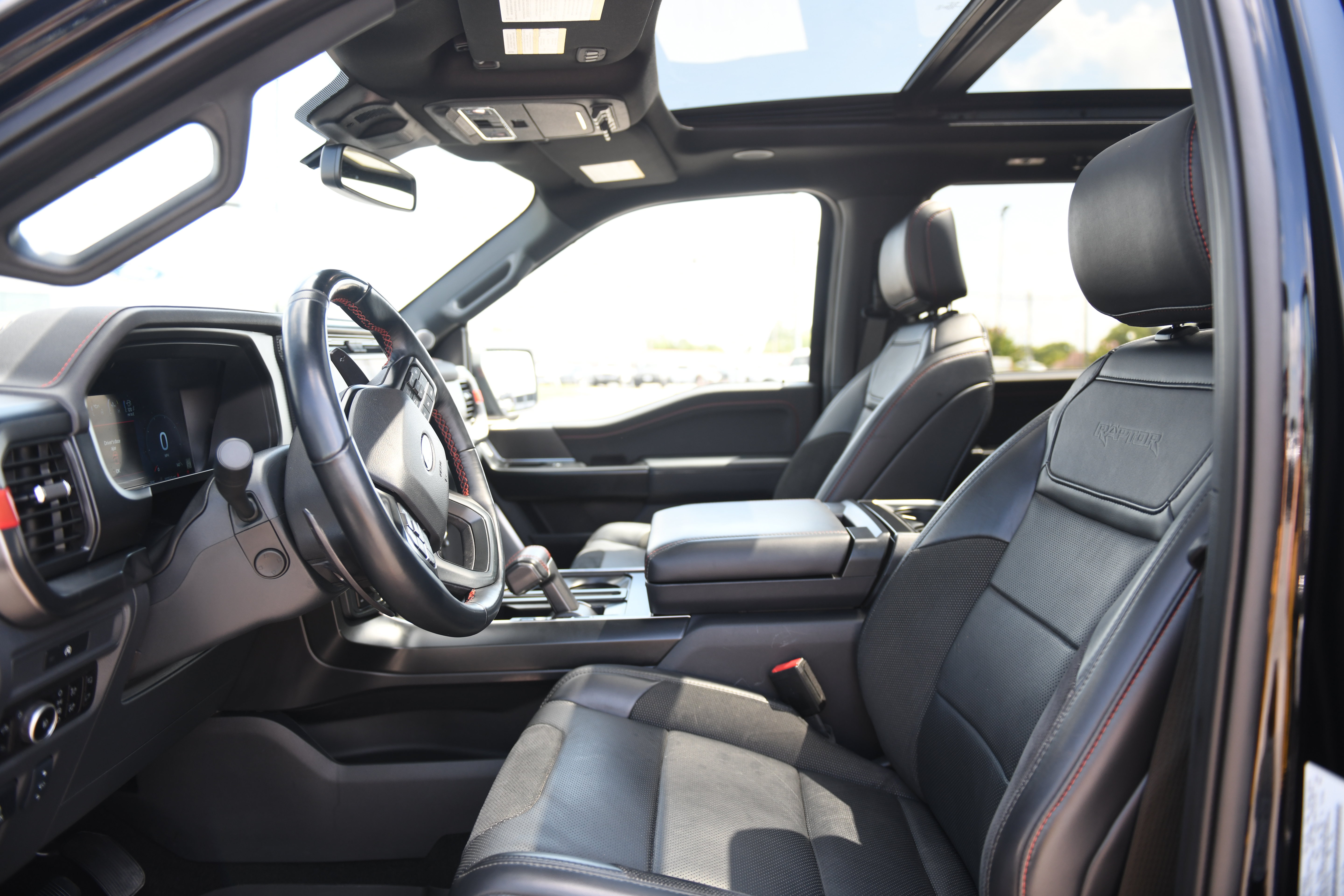 Used 2025 Ford F150 Raptor AWD/4WD image 14