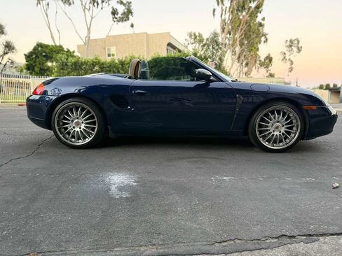 Used 2001 Porsche Boxster image 13