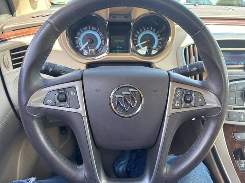 Used 2011 Buick LaCrosse CX FWD image 21
