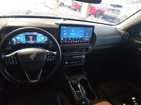 Used 2025 Ford Bronco Sport Outer Banks image 15