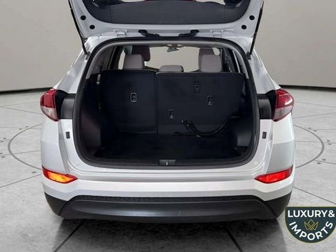 Used 2018 Hyundai Tucson SE image 29