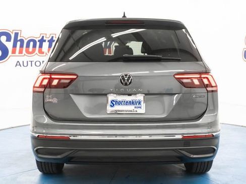 Used 2024 Volkswagen Tiguan SE AWD/4WD image 6