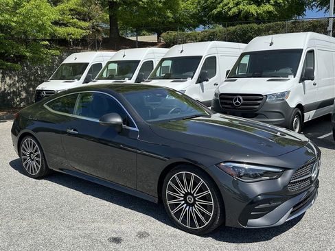 Certified 2025 Mercedes-Benz CLE 300 4MATIC Coupe image 2