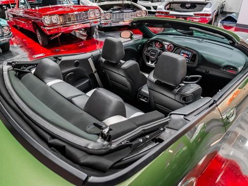 Used 2023 Dodge Challenger SRT Hellcat RWD image 21