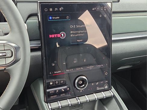 New 2026 GMC Terrain AT4 w/ Convenience Package III image 16