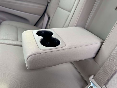 Used 2022 Jeep Grand Cherokee Laredo E w/ Security & Convenience Group image 12