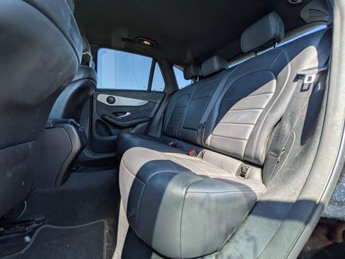 Certified 2019 Mercedes-Benz GLC 300 4MATIC image 17