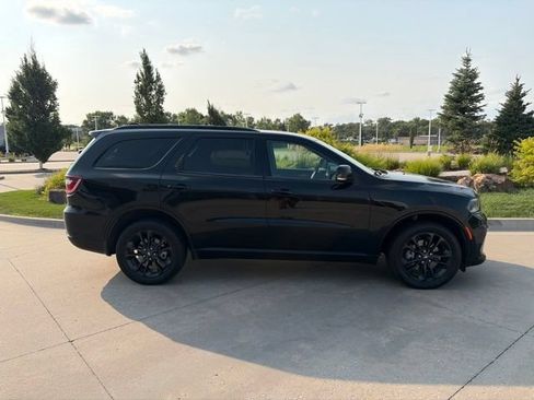 Used 2021 Dodge Durango GT AWD/4WD image 2
