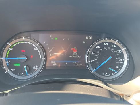 Used 2021 Toyota Highlander XLE FWD image 23