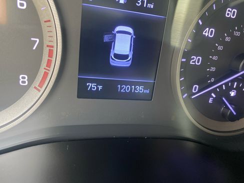 Used 2020 Hyundai Tucson Value w/ Cargo Package image 19