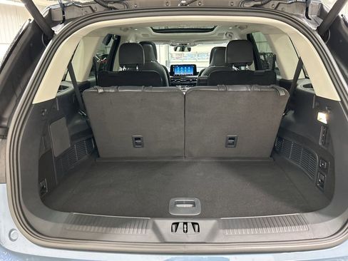 Certified 2025 Lincoln Aviator Reserve w/ Equipment Group 201A image 34