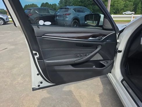 Used 2019 BMW 540i w/ Convenience Package RWD image 37