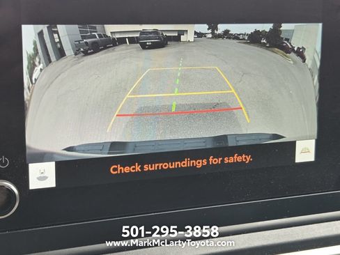 Used 2025 Toyota Tacoma SR AWD/4WD image 18