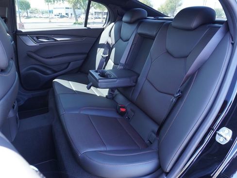 New 2026 Cadillac CT5 V image 9