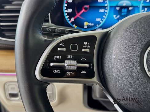 Used 2022 Mercedes-Benz GLS 450 4MATIC image 13