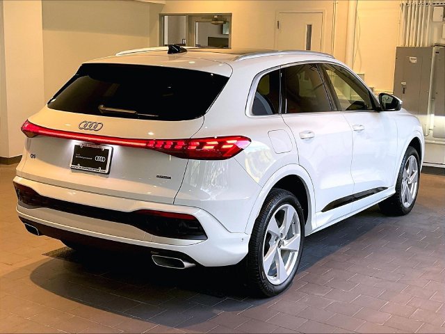 Certified 2025 Audi Q5 Premium w/ Premium Plus AWD/4WD image 8