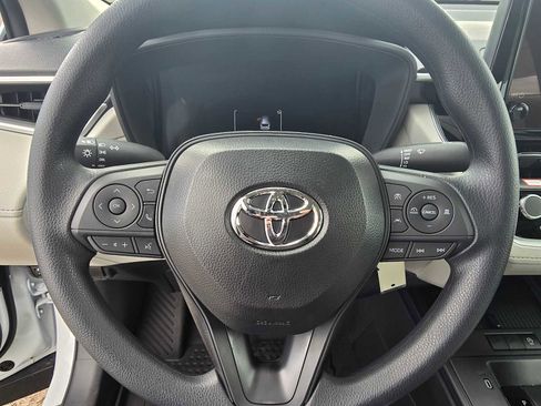 New 2026 Toyota Corolla Cross L image 25