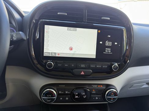 New 2025 Kia Soul EX image 8