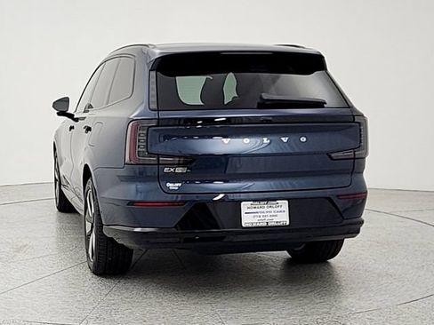 New 2026 Volvo XC90 T8 Plus w/ Protection Package Premier AWD/4WD image 6