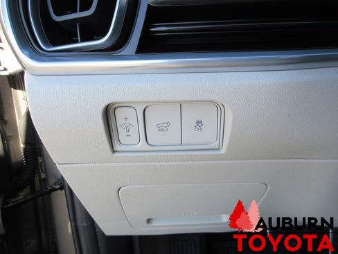 Used 2025 Kia Sorento SX Prestige image 17