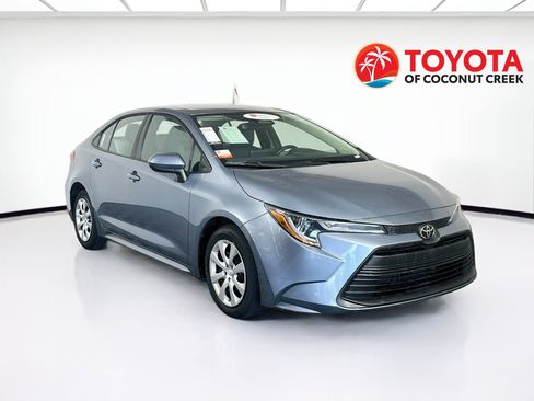 Used 2023 Toyota Corolla LE FWD image 1