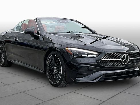 Certified 2024 Mercedes-Benz CLE 300 4MATIC Cabriolet image 3