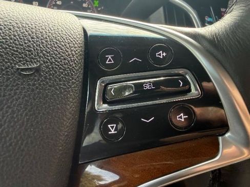 Used 2015 Cadillac Escalade Luxury AWD/4WD image 28