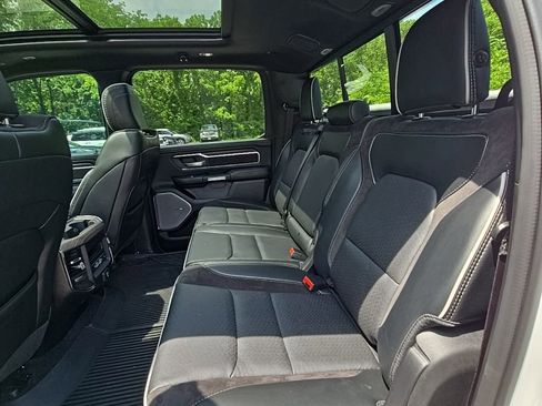 Used 2025 RAM 1500 Laramie AWD/4WD image 18