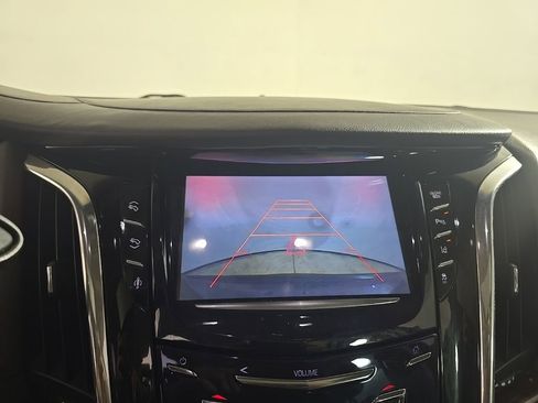 Used 2015 Cadillac Escalade ESV Premium image 9