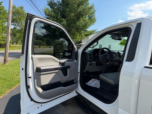 Used 2017 Ford F350 XL w/ Power Equipment Group AWD/4WD image 19