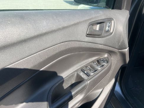 Used 2016 Ford Escape S image 7