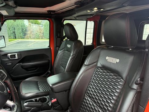 Used 2020 Jeep Wrangler Unlimited Rubicon AWD/4WD image 22