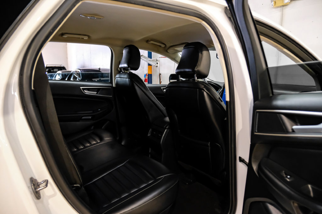 Used 2024 Ford Edge SEL w/ Convenience Package AWD/4WD image 33