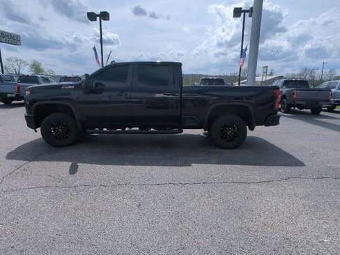 Used 2022 Chevrolet Silverado 2500 LTZ w/ LTZ Plus Package image 6