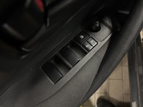 Used 2024 Toyota Corolla LE image 15