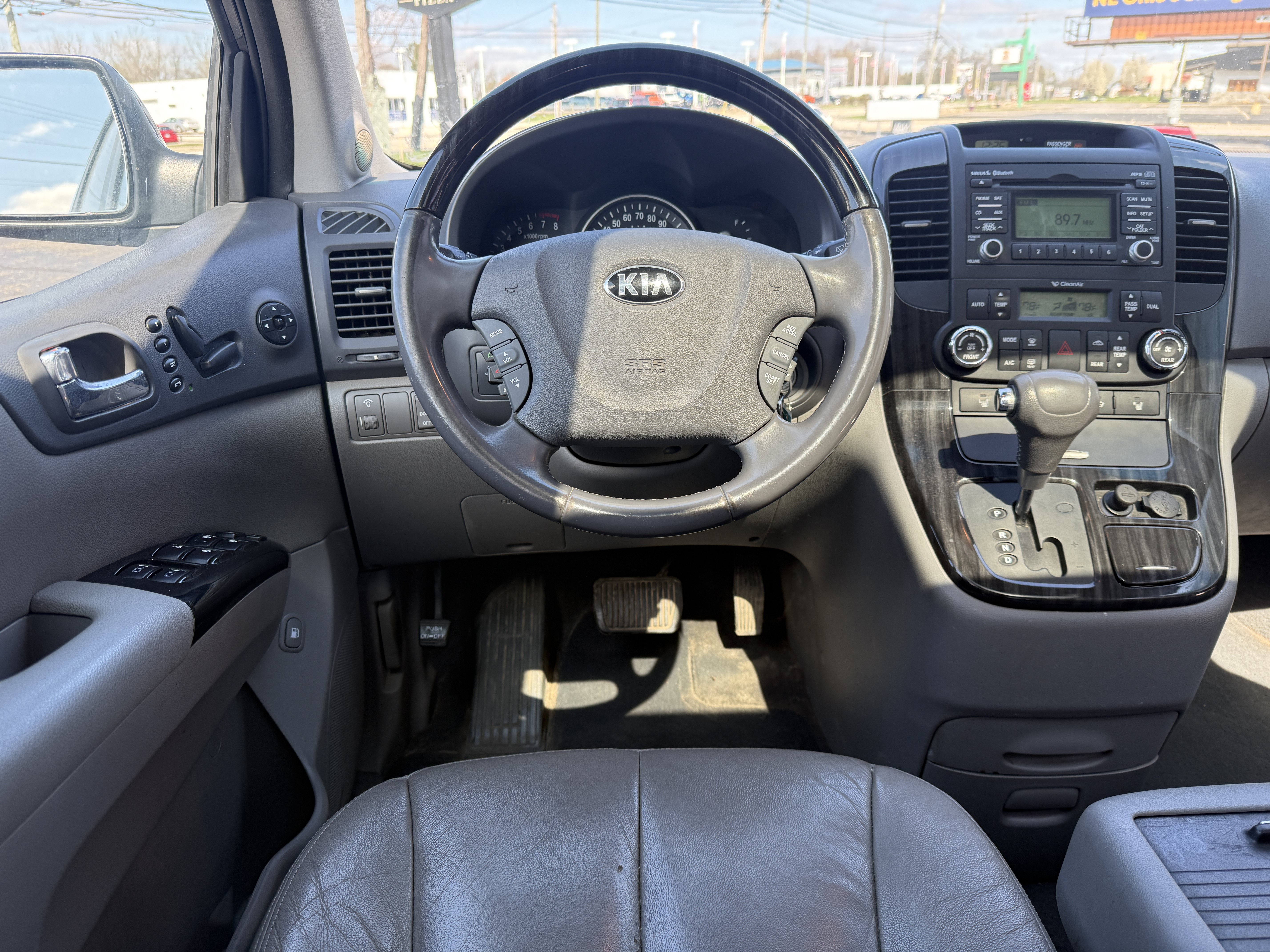 Used 2014 Kia Sedona EX w/ Luxury Package FWD image 20