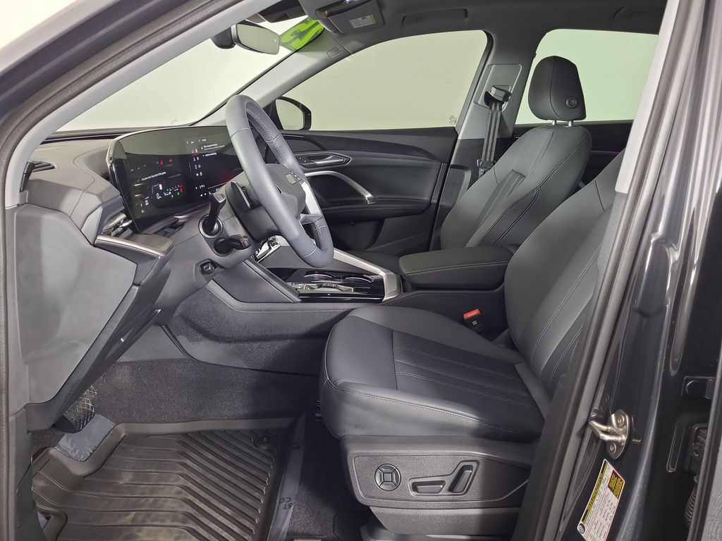 Used 2025 Audi Q5 Premium AWD/4WD image 18