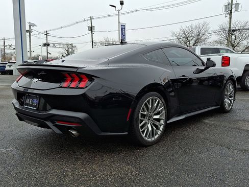 Certified 2024 Ford Mustang Premium image 6