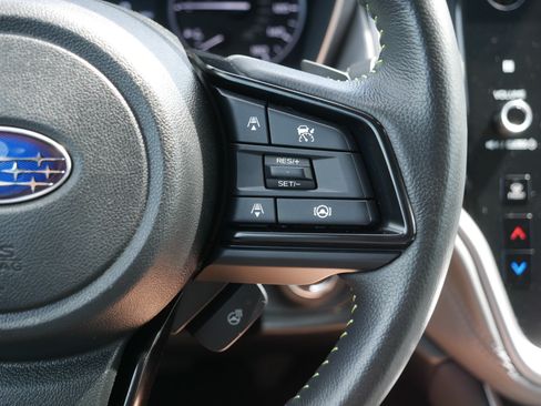 Used 2025 Subaru Outback Onyx Edition AWD/4WD image 30