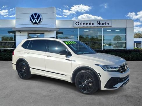 Used 2023 Volkswagen Tiguan SE R-Line FWD image 1