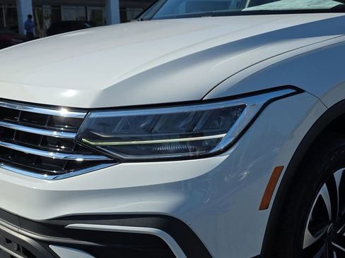 Certified 2022 Volkswagen Tiguan S image 7