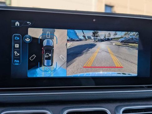 Certified 2025 Mercedes-Benz GLS 450 4MATIC image 15