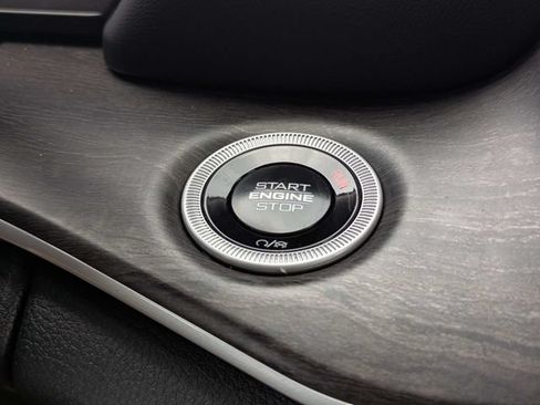 Used 2025 Jeep Grand Cherokee L Limited w/ Black Appearance Package AWD/4WD image 29